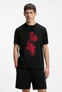 Front image of a model wearing the Dikerd t in black, by brand Hugo