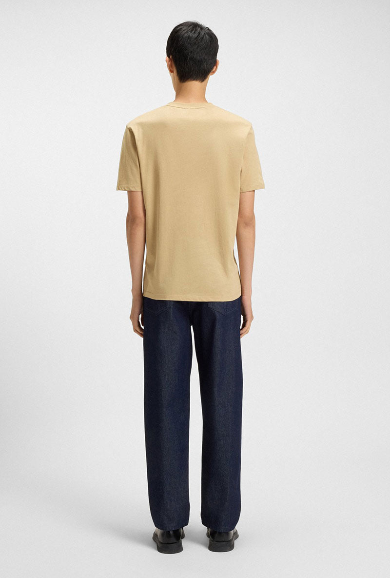 Back image of a model wearing Dulivio t in beige, by brand Hugo