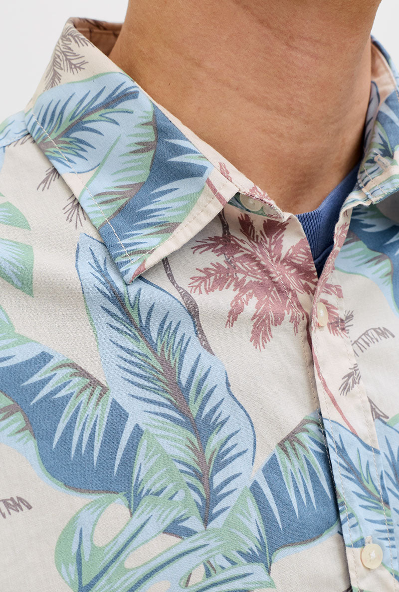 Front image of Honolulu aop ss shirt in off white, by brand Jack&jones