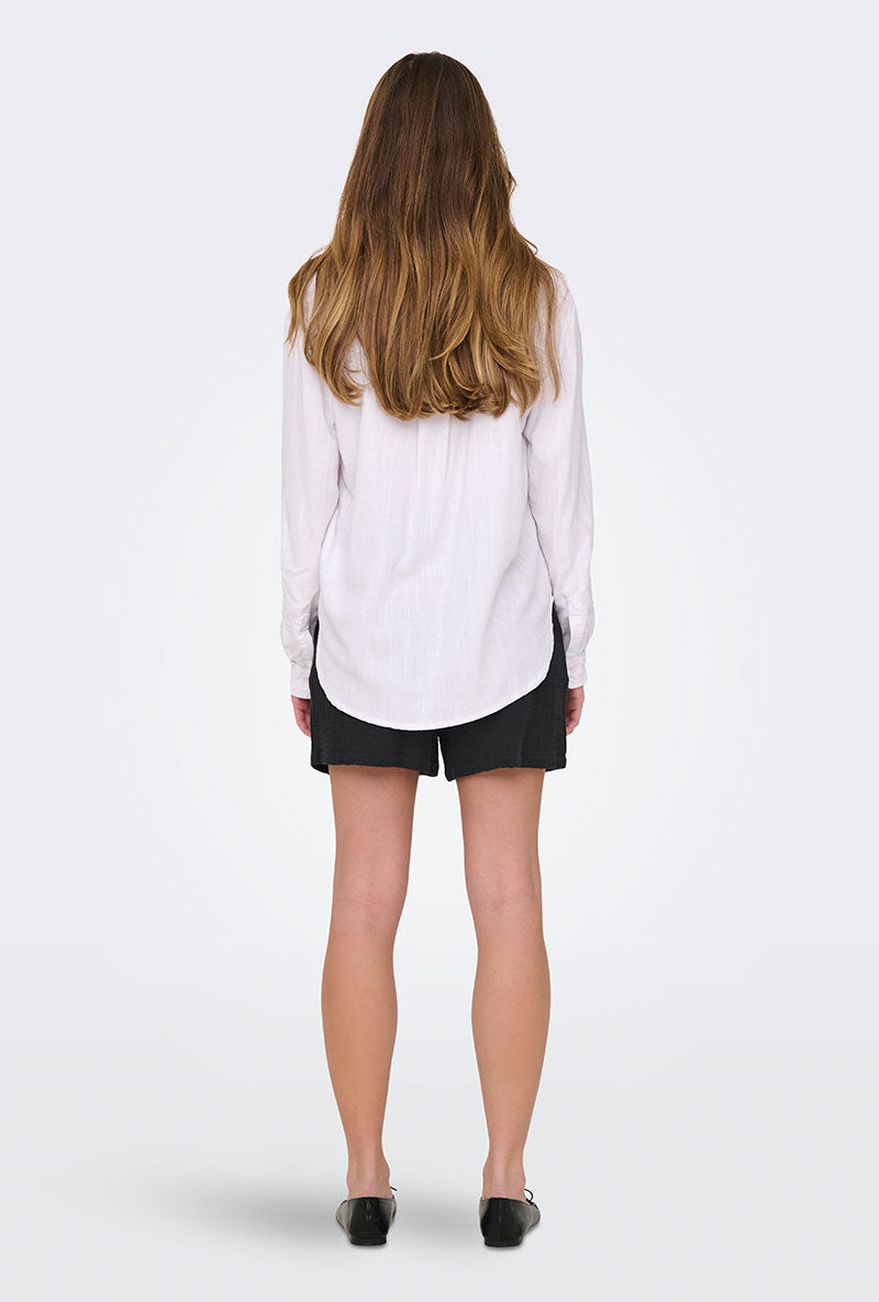 Back image of a model wearing Caya linen loose l/s shirt in white, by brand Jacqueline de yong