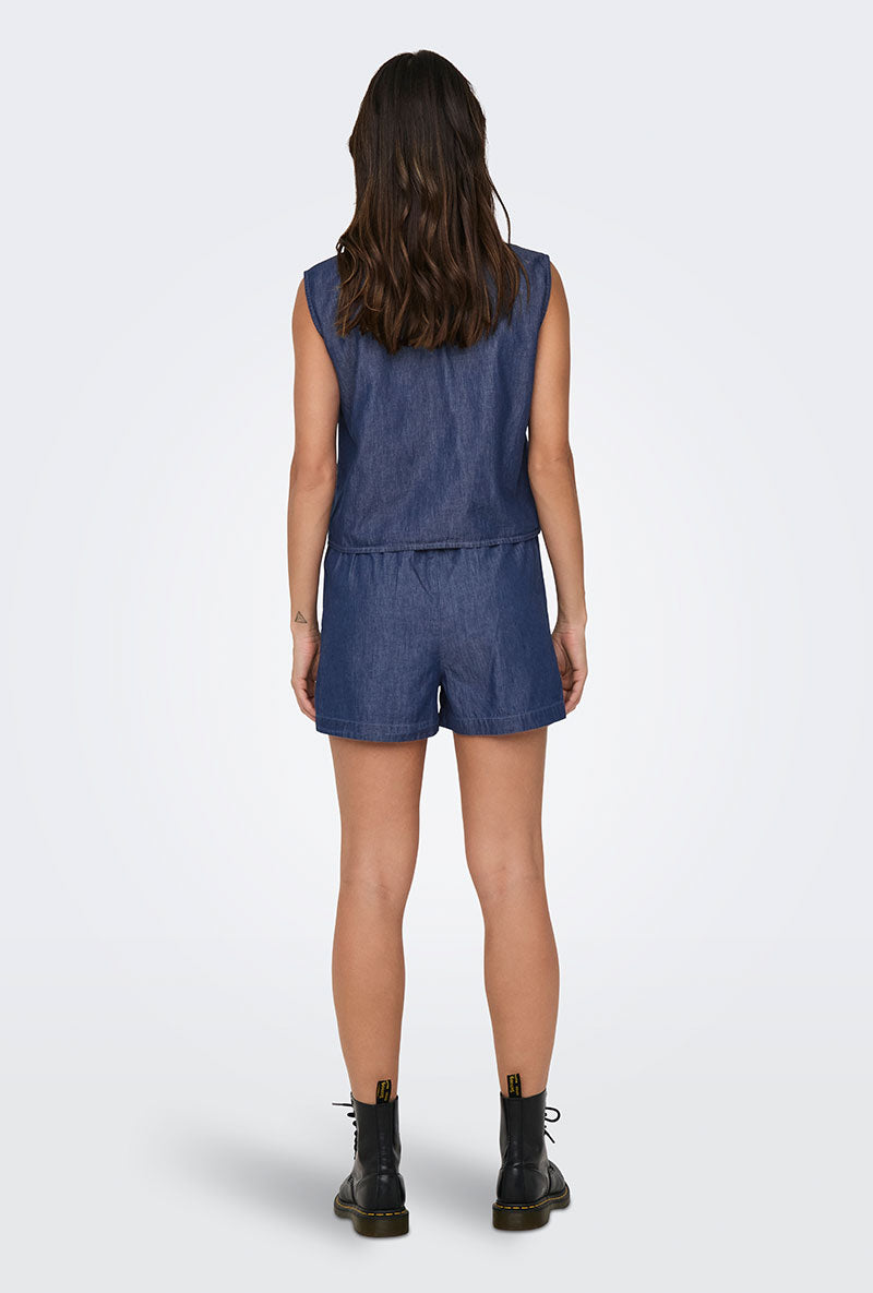 Back image of a model wearing Kai s/l shirt in denim, by brand Jacqueline de yong