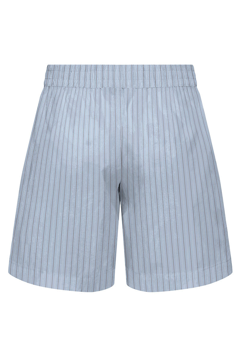 Back image of Mio mw shorts in blue, by brand Jacqueline de yong