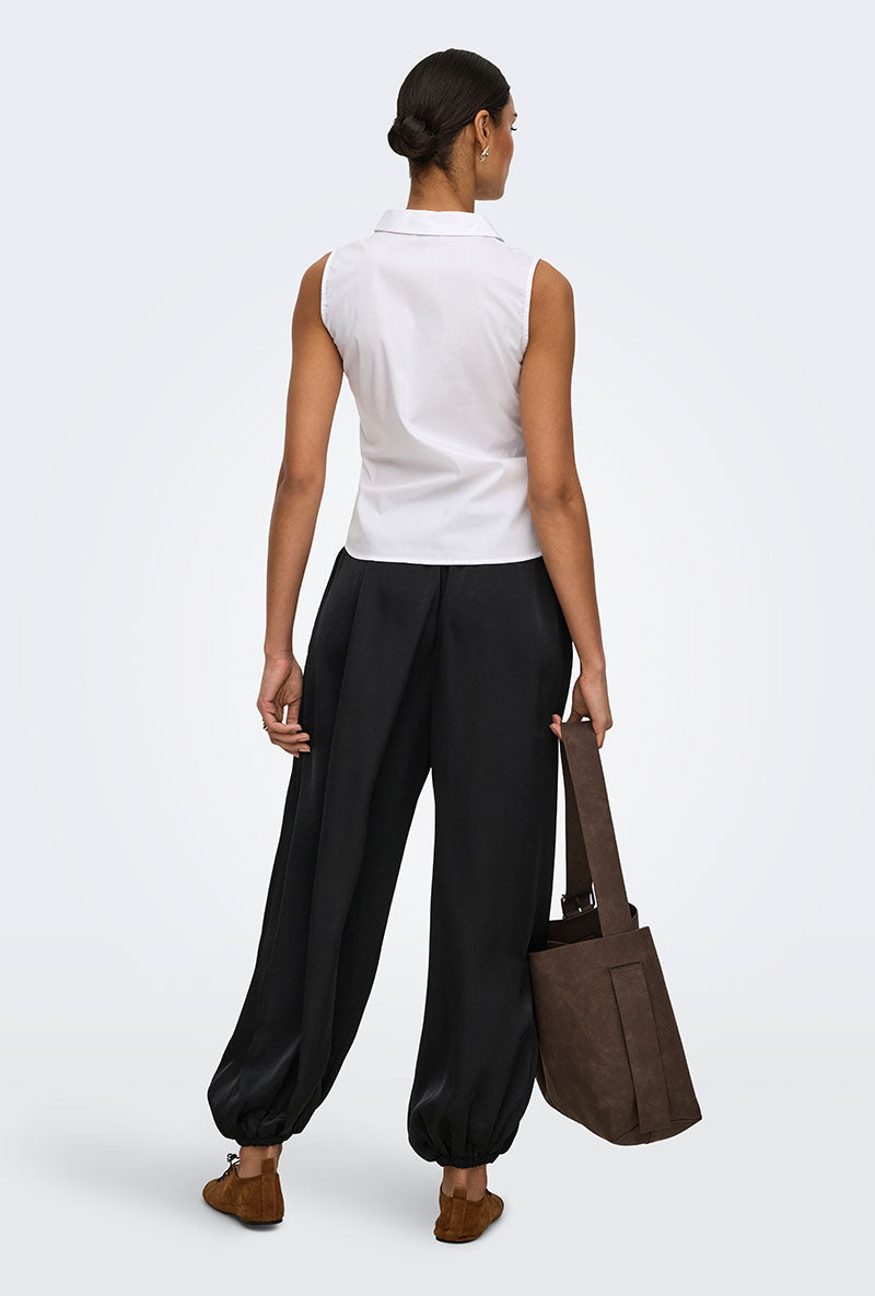 Back image of a model wearing Mio s/l shirt in white, by brand Jacqueline de yong