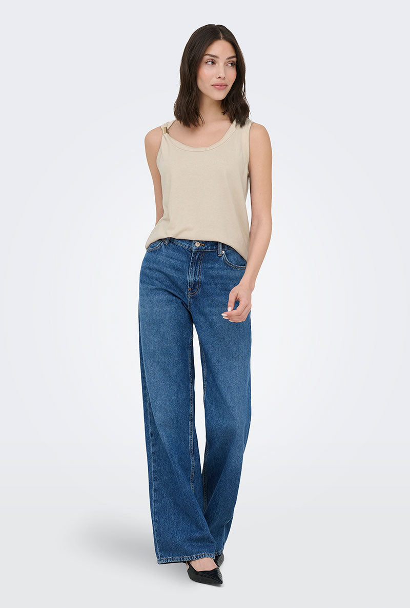 Front image of a model wearing Uffa s/l top in beige, by brand Jacqueline de yong
