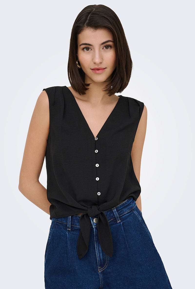 Front image of a model wearing Violet life s/l knot top in black, by brand Jacqueline de yong
