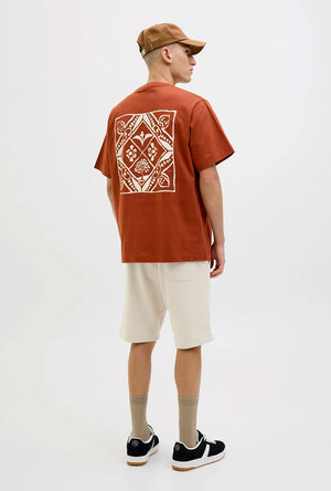 Back image of a model wearing the Gordon bradley sweat shorts in stone, by brand Jack&jones