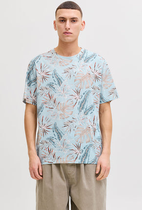 Front image of a model wearing Honolulu aop ss tee in blue, by brand Jack&jones
