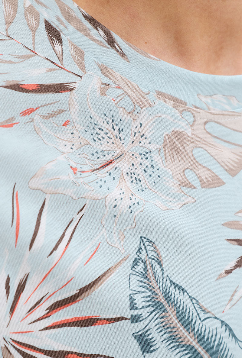 Detail image of Honolulu aop ss tee in blue, by brand Jack&jones