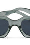 Detail image of the Avey sunglasses in green, by brand Jack&jones