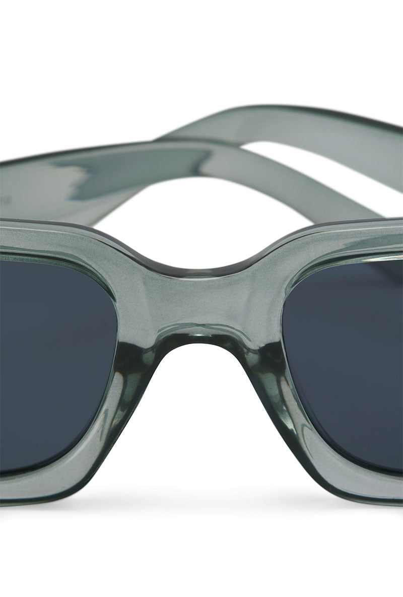Detail image of Avey sunglasses in green, by brand Jack&jones