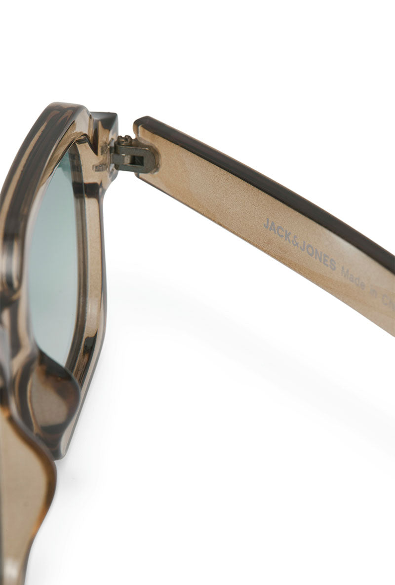 Detail image of Avey sunglasses in light brown, by brand Jack&jones