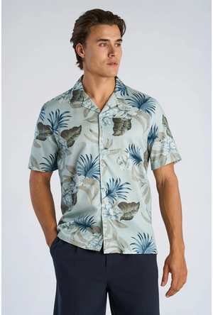 Front image of a model wearing the Floral lyocell blend shirt in aqua, by brand Lindbergh