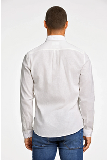 Back image of a model wearing the Linen/cotton ls shirt in white, by brand Lindbergh