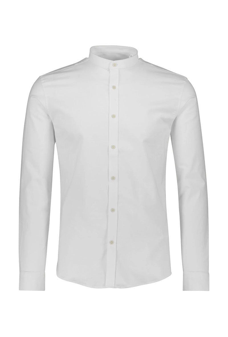 Front image of Lindbergh oxford superflex l/s shirt in white, by brand Lindbergh