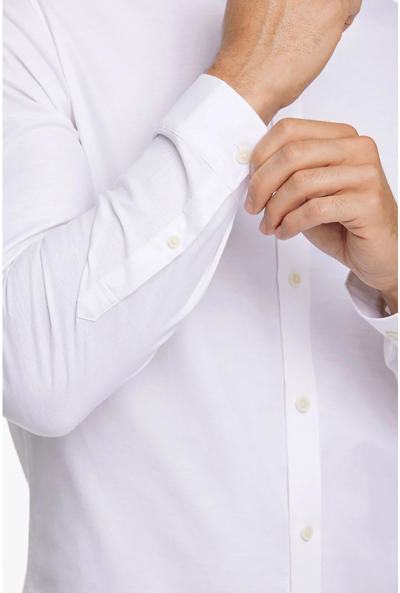 Detail image of Oxford superflex l/s shirt in white, by brand Lindbergh