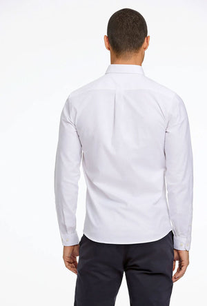 Back image of a model wearing the Oxford superflex ls shirt in white, by brand Lindbergh