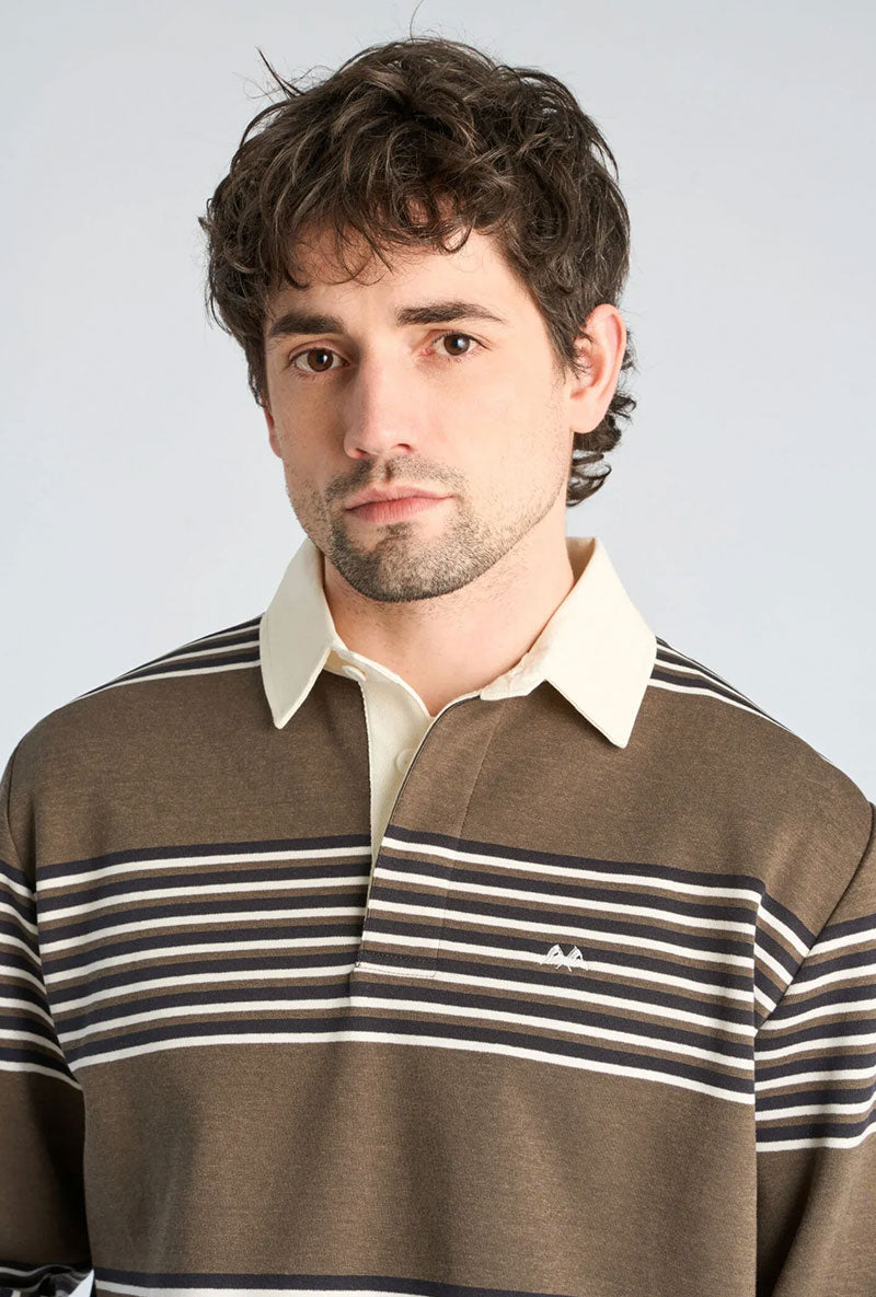 Front image of a model wearing Rugby polo sweatshirt in brown, by brand Lindbergh