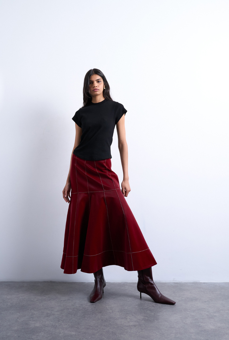 Front image of a model wearing Bea oneck fitted rib tee in black, by brand Top shop