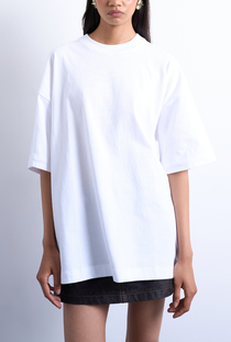 Front image of a model wearing the Ida oversize dropshoulder tee in white, by brand Top shop