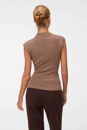 Back image of a model wearing the Bari sl highneck top in brown, by brand Vero moda