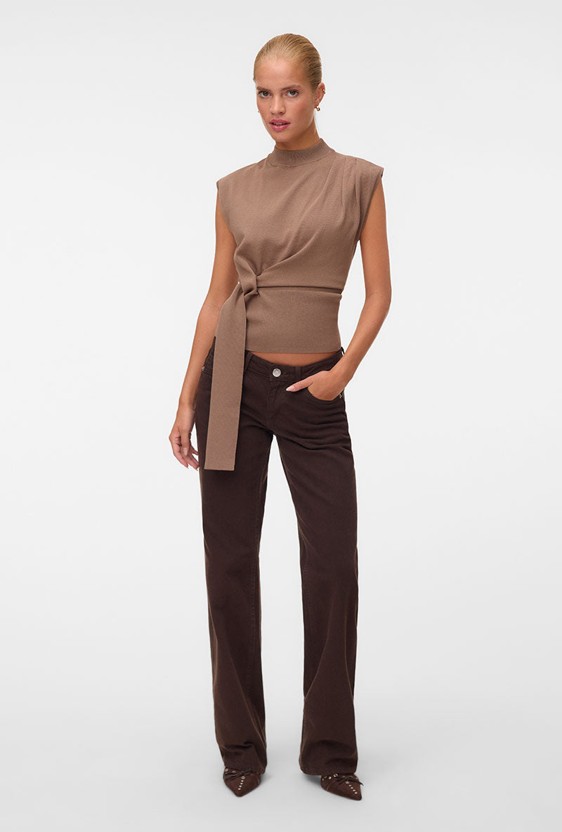 Front image of a model wearing Bari sl highneck top in brown, by brand Vero moda