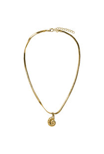 Front image  of the Chelly necklace in gold, by brand Vero moda