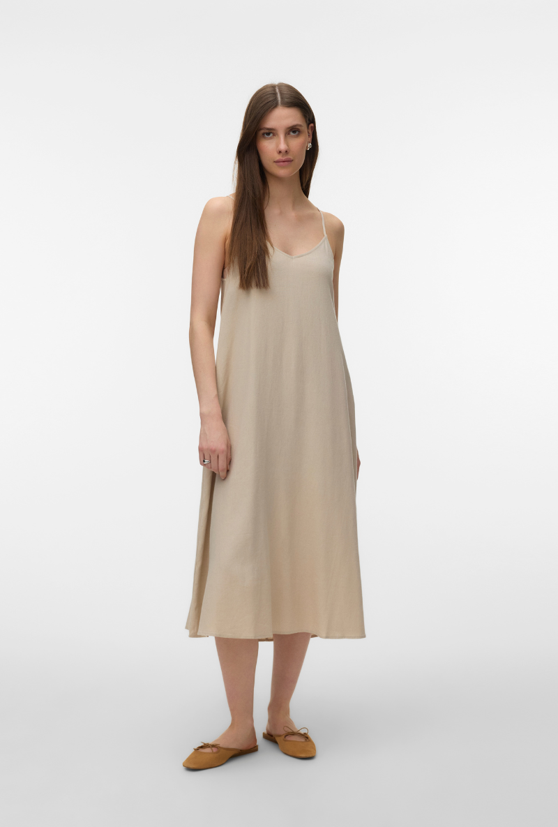 Front image of a model wearing Jesmilo calf singlet dress in beige, by brand Vero moda