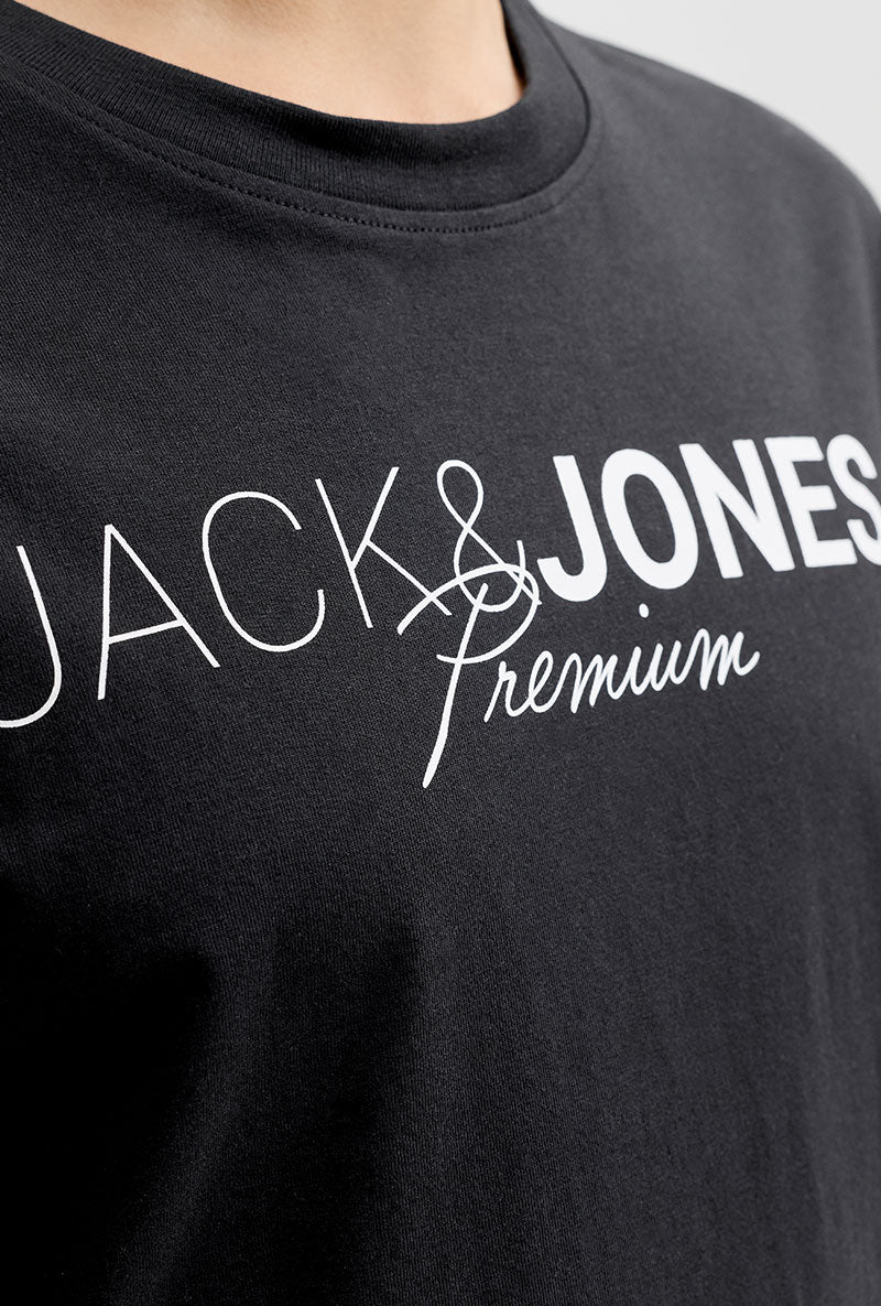 Front detail image of a model wearing Blaneo ss tee in black, by brand Jack&jones