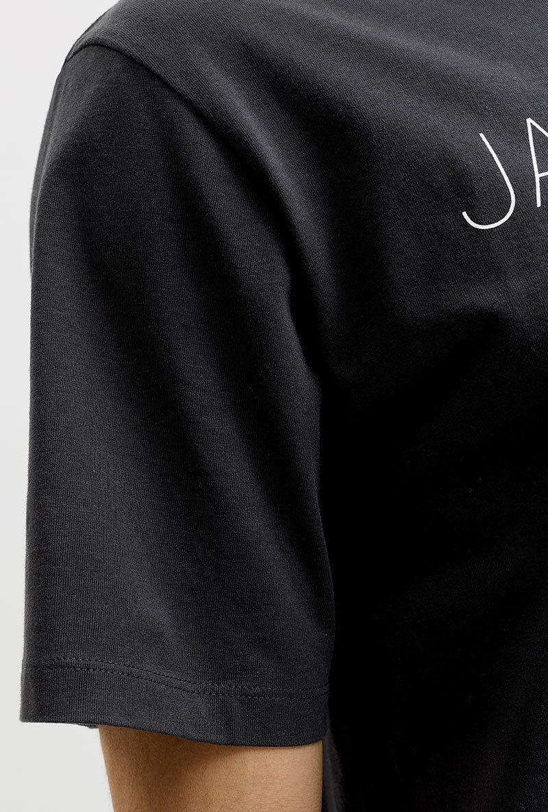 Front detail image of Blaneo ss tee in black, by brand Jack&jones