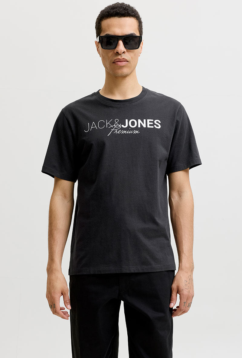 Front image of a model wearing Blaneo ss tee in black, by brand Jack&jones