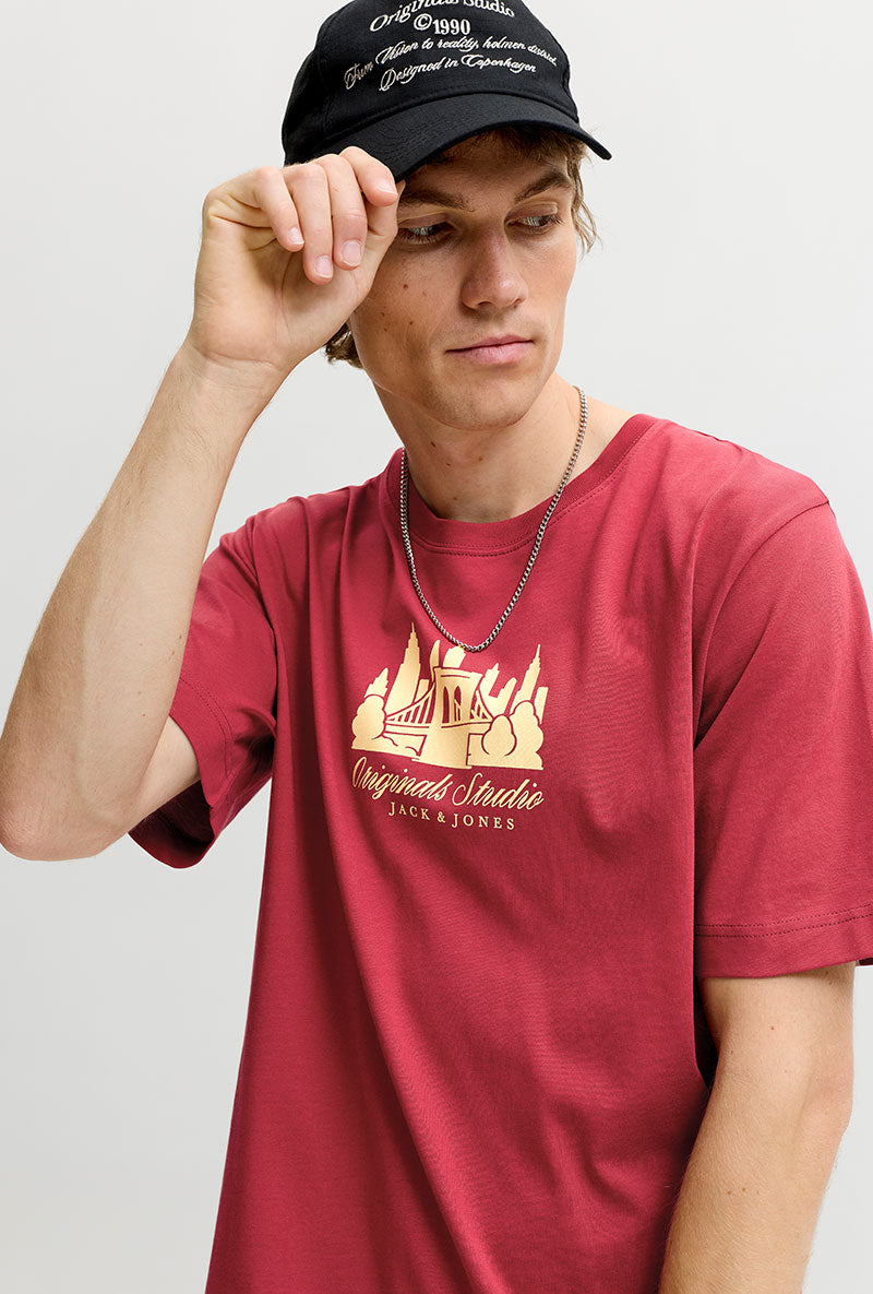 Front image of Norrebro skyline tee in red, by brand Jack&jones
