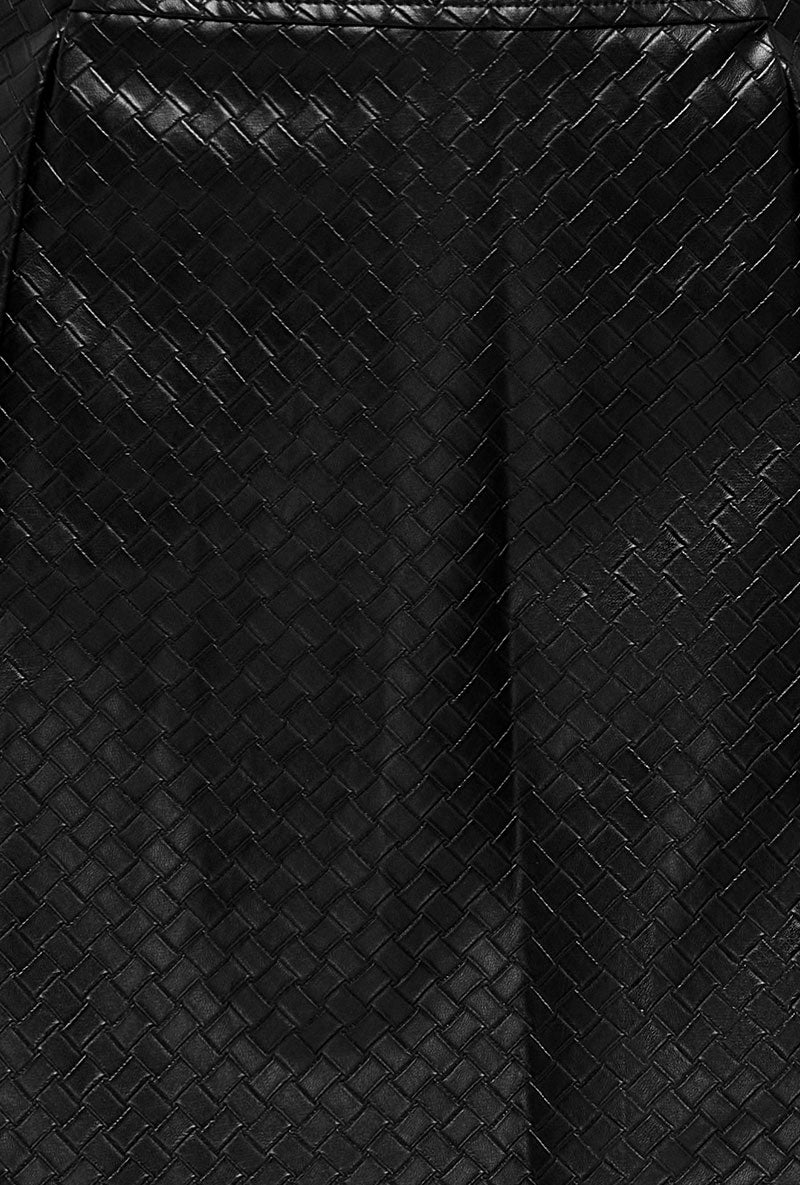 Detail image of Ella pu mini skirt in black, by brand Jacqueline de yong