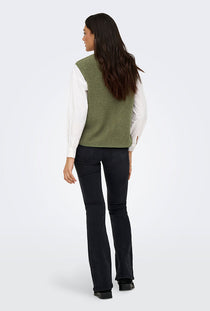 Back image of a model wearing the Simina teddy waistcoat in olive, by brand Jacqueline de yong