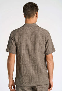 Back image of a model wearing the Textured ss shirt in khaki, by brand Lindbergh
