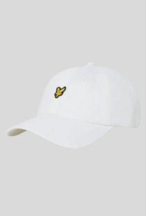 Front image of the Baseball cap in white, by brand Lyle and scott
