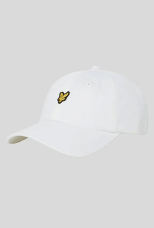 Front image of the Baseball cap in white, by brand Lyle and scott