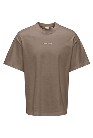 Front image of the Fred life oversize tee in brown, by brand Only and sons