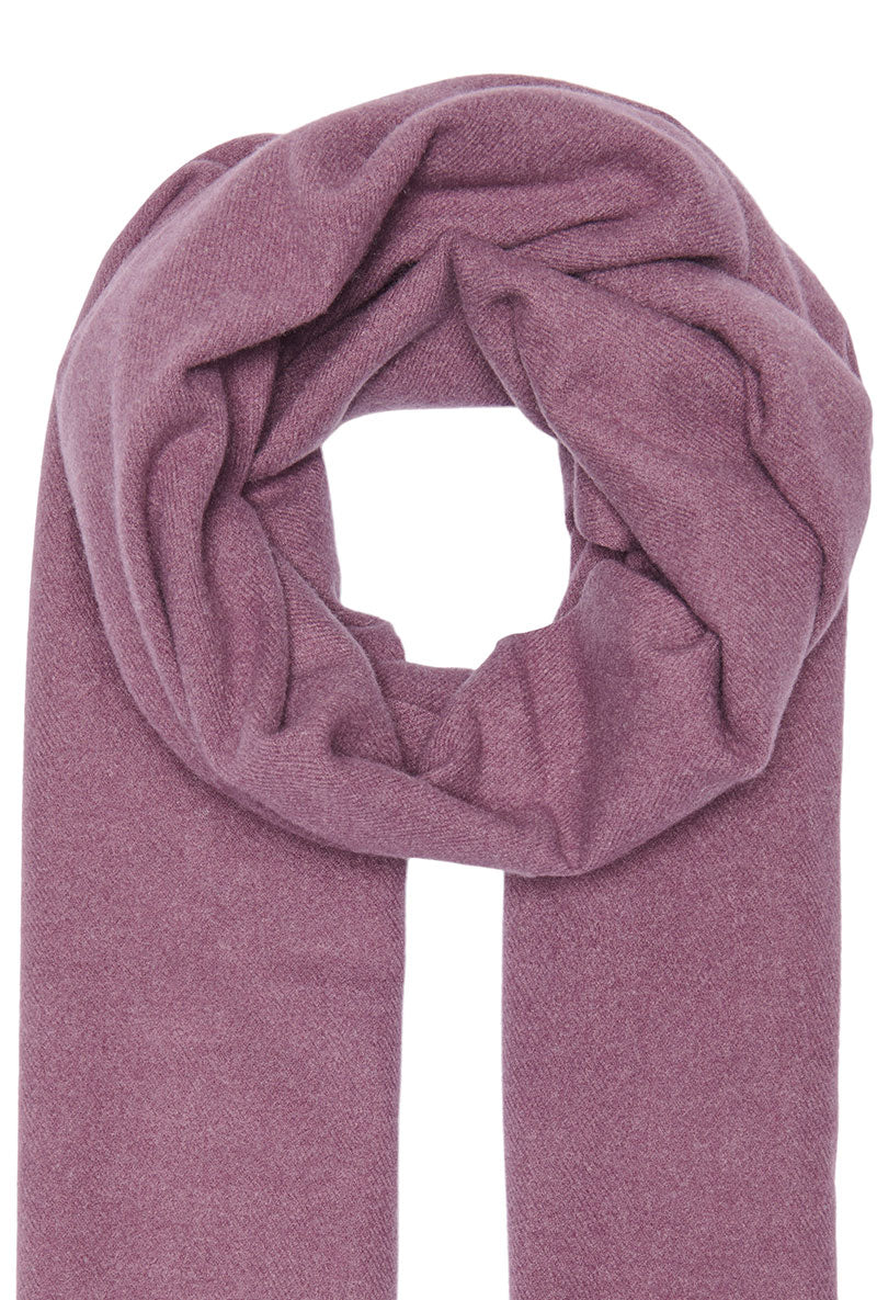Front image of Astrid soft woven fringe scarf in burgundy, by brand Only
