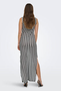 Back image of a model wearing the Bailey s/l zigzag dress in black/white, by brand Only