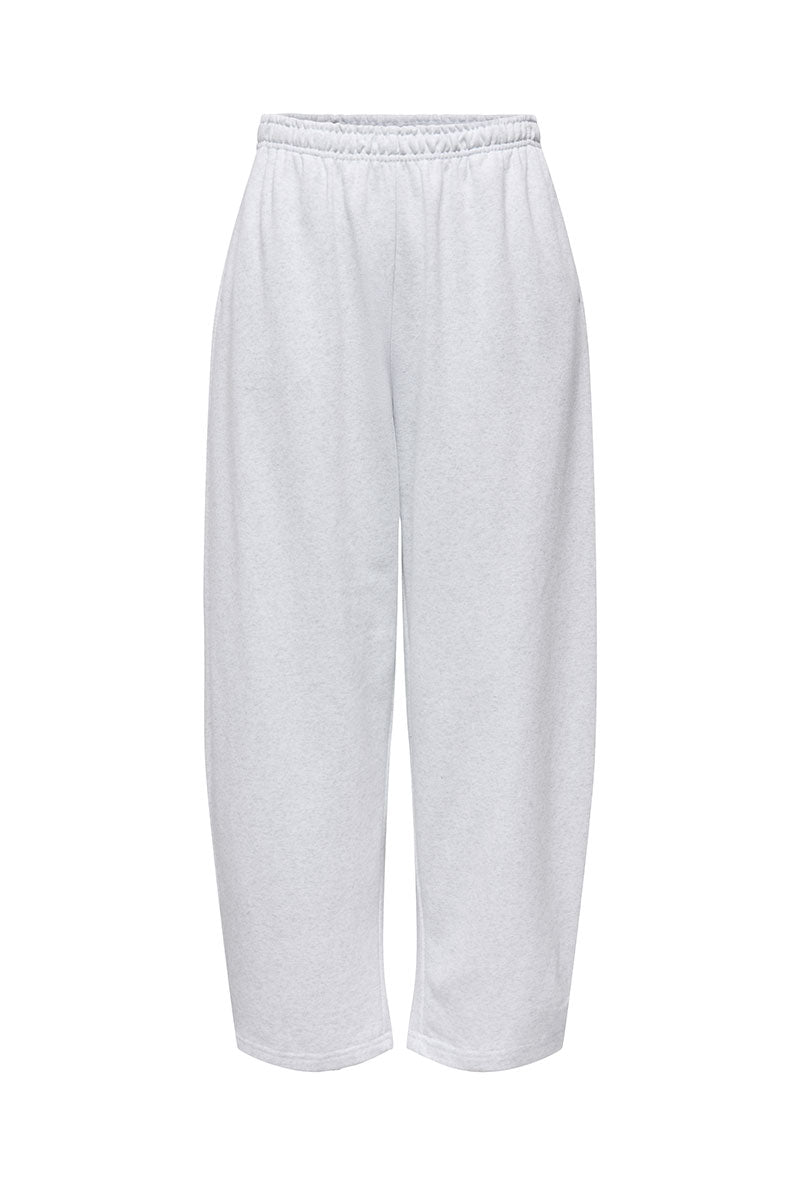 Front image of Ofelia sweatpants in light grey, by brand Only