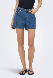 Front image of a model wearing the Vega mw west belt denim shorts in denim, by brand Only