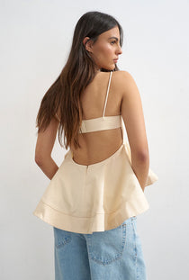 Back image of a model wearing the Mina sl top in cream, by brand Top shop