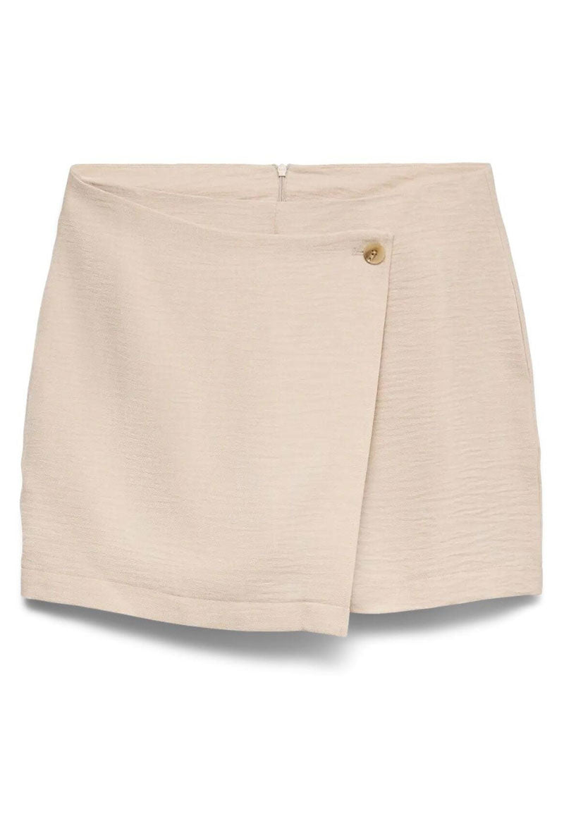 Front image of Kaylie short skort in beige, by brand Vero moda