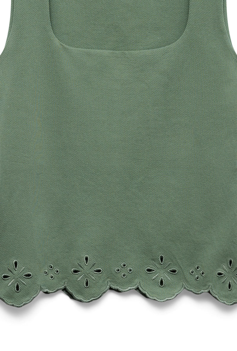 Detail image of Louise sl square neck top in green, by brand Vero moda