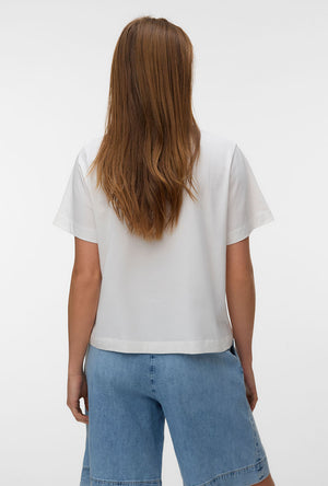 Back image of a model wearing the Salli mette ss t in mul2, by brand Vero moda