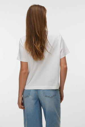 Back image of a model wearing the Salli mette ss t in mul3, by brand Vero moda