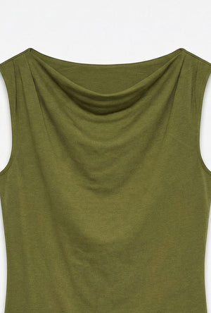 Front image of the Cara sl boatneck top in olive, by brand Vero moda