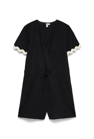 Front image of the Jenna ss playsuit in black, by brand Vero moda