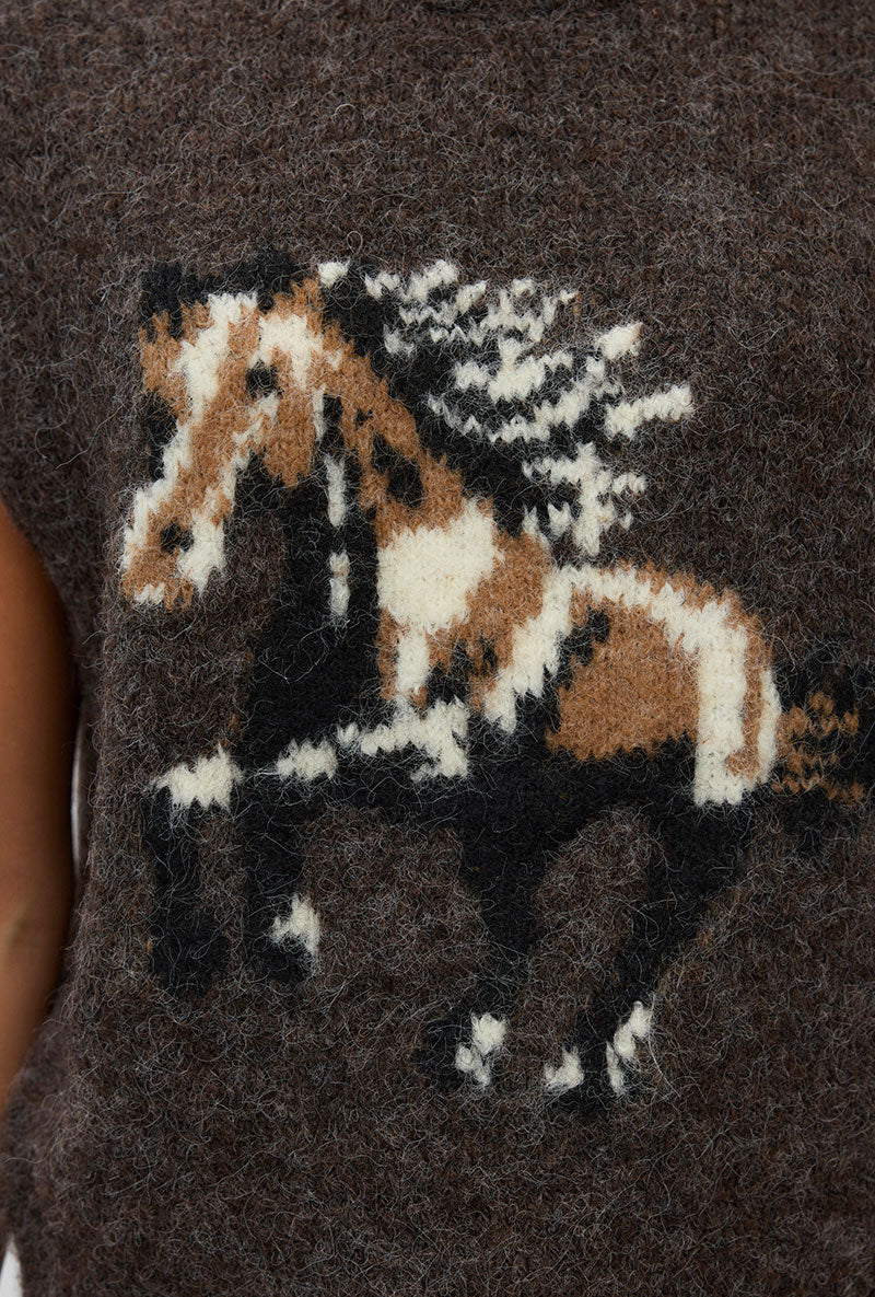 Front image of Marianna sl oneck vest in chocolate, by brand Vero moda