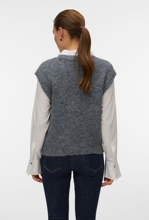 Back image of a model wearing the Marianna sl oneck vest in dark grey, by brand Vero moda